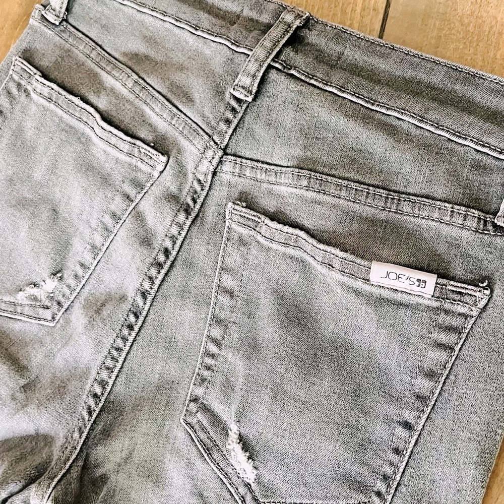 🌟HP🌟Joe’s Distressed Jeans - Picture 9 of 9